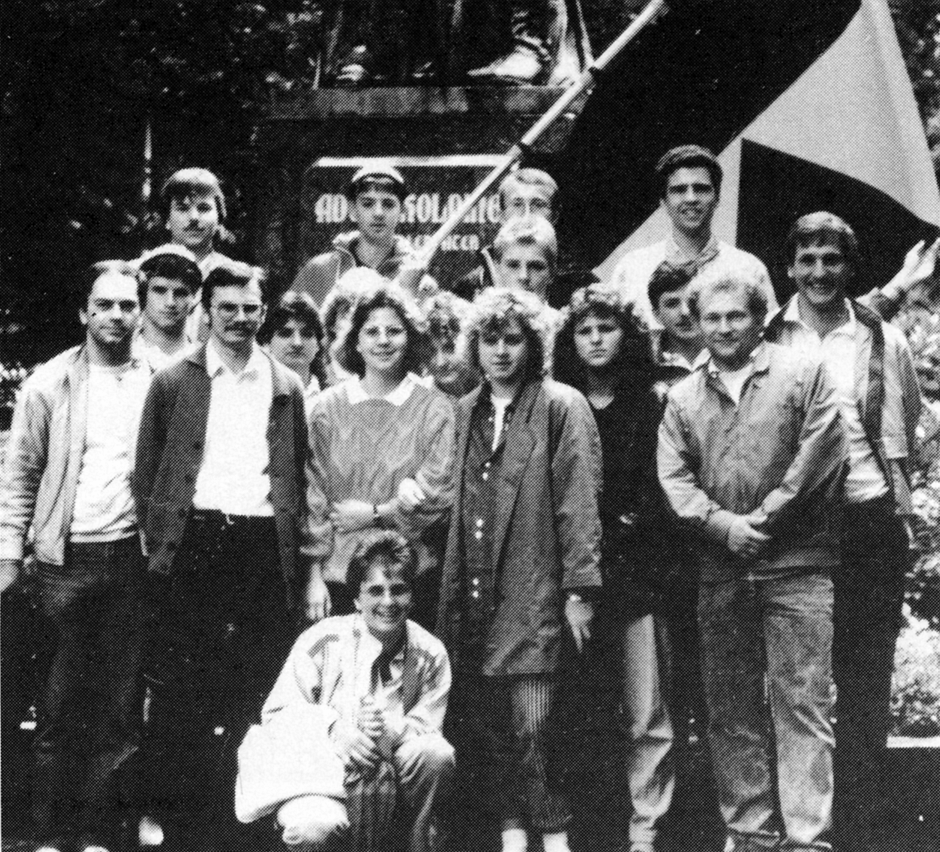 Kolpingsausflug 1987 nach Köln (auf dem Bild vor dem Kolping Denkmal fehlt Präses Albert Zech)